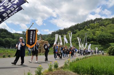 横間虫追い祭り